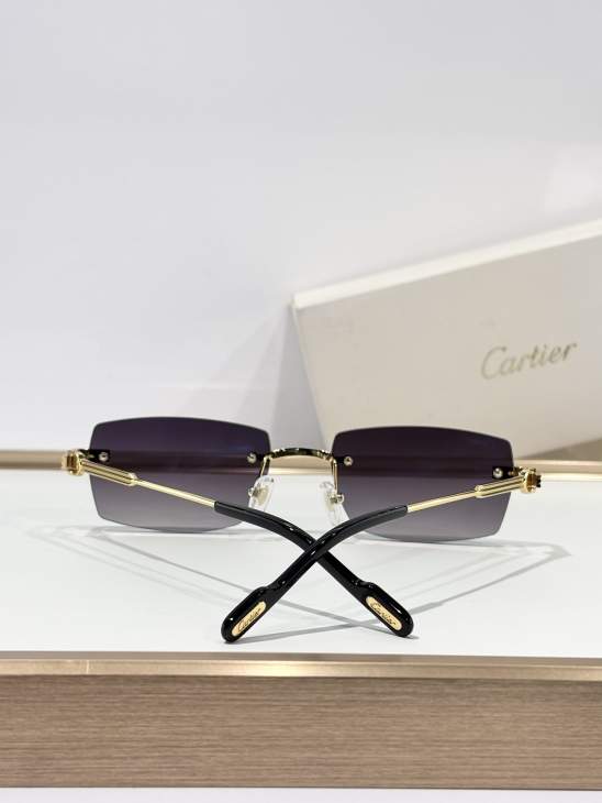 Picture of Cartier Sunglasses _SKUfw77796253fw